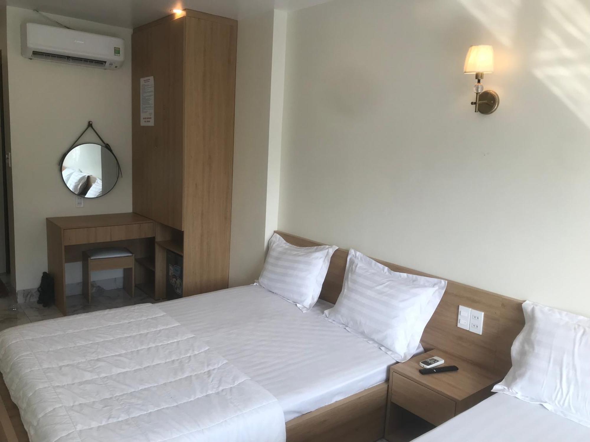 Sea Balcony Hotel Dong Khe Sau Exterior photo