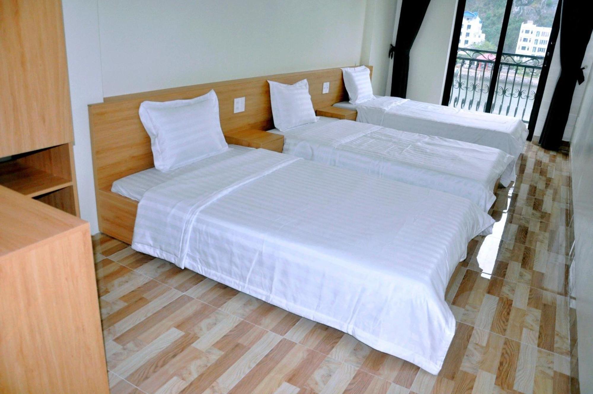 Sea Balcony Hotel Dong Khe Sau Exterior photo