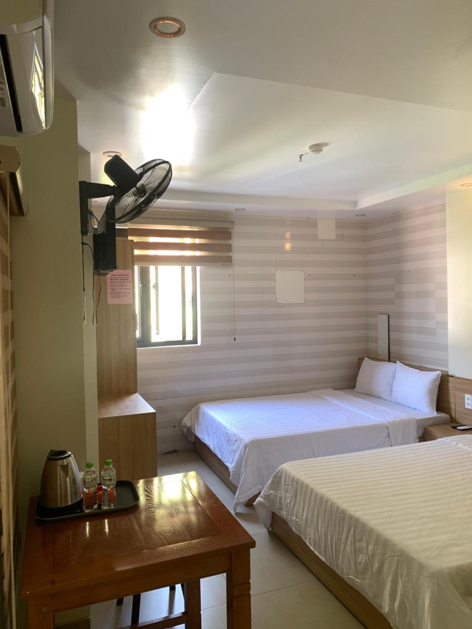 Sea Balcony Hotel Dong Khe Sau Exterior photo